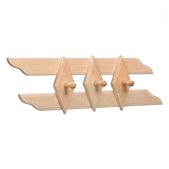 картинка Вешалка Фигурная 3 пешки от магазина Пиломатериалы Чайковский