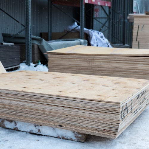 картинка Фанера ФСН ТУ 15*1525*1525мм от магазина Пиломатериалы Чайковский