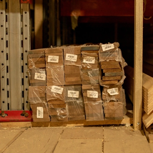 картинка Наличник термоосина плоский 65*2200 сорт А от магазина Пиломатериалы Чайковский